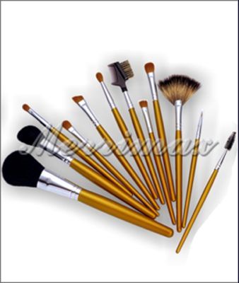make up brush